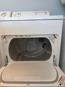 Washer and 80series dryer - $679.00 - KM-WD-0000123