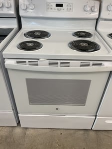 White coil top self clean range - $599.00 - GE-RG-0000162