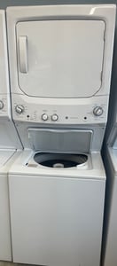 GE 27”laundry center - $899.00 - GE-LC-0000014