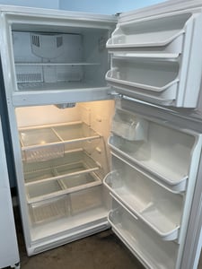 Top mount white refrigerator - $399.00 - FG-RF-0000112