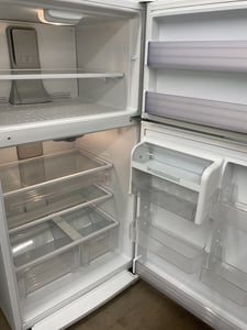 Top mount white refrigerator - $539.00 - WP-RF-0000193