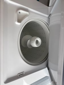 27”laundry center - $799.00 - GE-LC-0000025