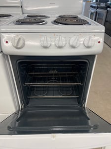 20” wide Hotpoint white coil top range - $579.00 - HP-RG-0000026