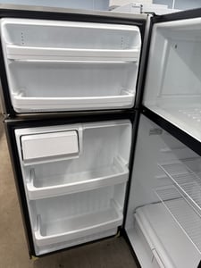 Silver color top mount refrigerator - $399.00 - HP-RF-0000058