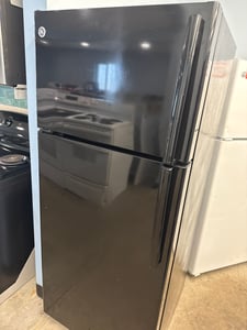 GE black (glossy) top mount refrigerator - $449.00 - GE-RF-0000250