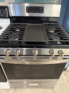 Gas range - $699.00 - GE-RG-0000147