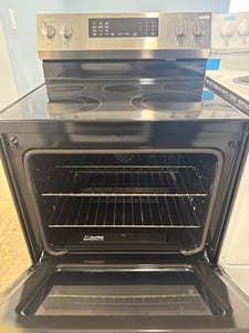 New open box GE glass top range - $849.00 - GE-RG-0000263