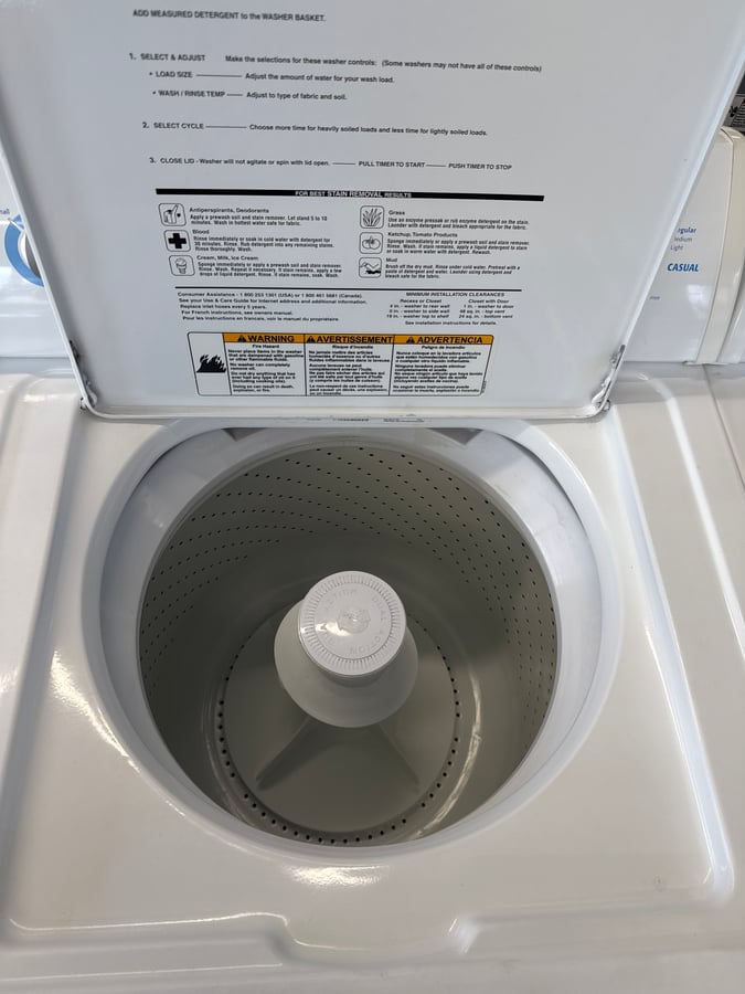 Amana washer and dryer set image 2