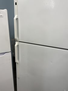 Top mount white refrigerator - $389.00 - HP-RF-0000055