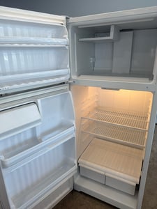 White top mount refrigerator - $389.00 - HP-RF-0000094