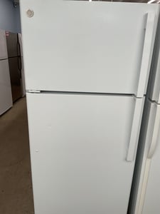 Top mount white refrigerator - $469.00 - GE-RF-0000269