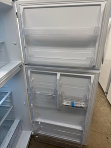 INSIGNIA white top mount refrigerator - $399.00 - UK-RF-0000010