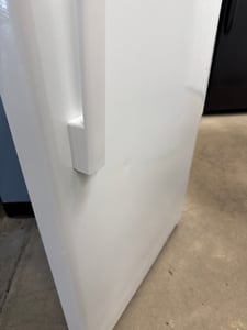 White top mount refrigerator - $439.00 - GE-RF-0000280