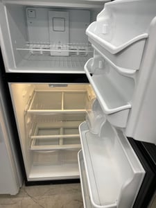 Frigidaire top mount refrigerator - $439.00 - FG-RF-0000021