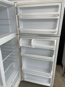 Estate by whirlpool top mount refrigerator - $379.00 - WP-RF-0000050