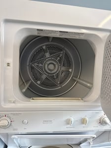 27” wide laundrycenter - $799.00 - GE-LC-0000028