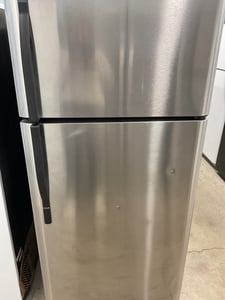 Top mount stainless steel refrigerator - $439.00 - KM-RF-0000053