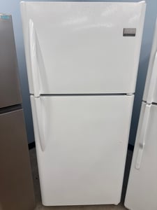 Frigidaire Gallery white top mount refrigerator - $479.00 - FG-RF-0000116