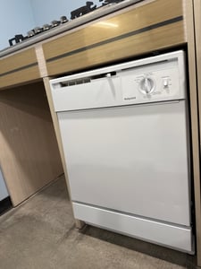 Hotpoint white dishwasher - $279.00 - HP-DW-0000005