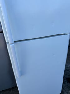 White top mount refrigerator - $389.00 - GE-RF-0000295