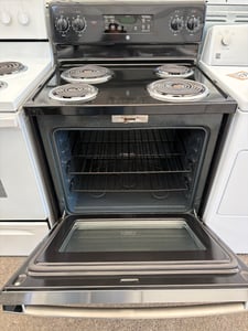 Black and stainless steel coil top range - $399.00 - GE-RG-0000277