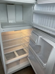 Top mount white refrigerator - $299.00 - HP-RF-0000088