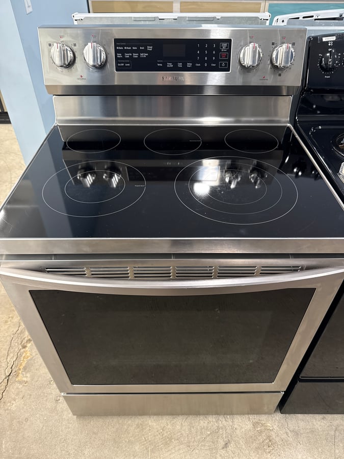 Samsung free standing range - Image