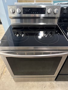 Samsung free standing range - $599.00 - SS-RG-0000014