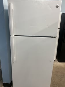 Top mount white refrigerator - $469.00 - GE-RF-0000263