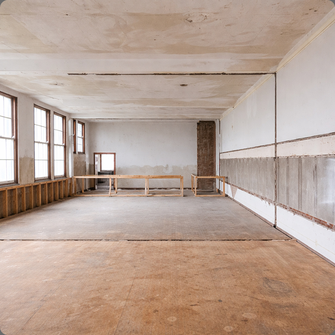 Modern business website template showcasing services and contact information.