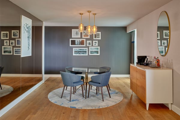 Lara Barut CollectionGaleri