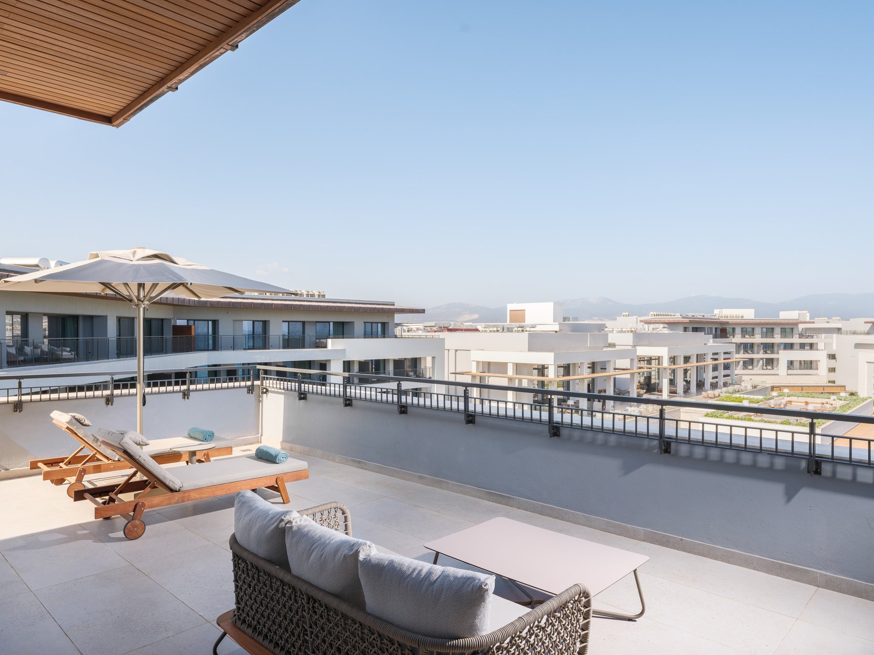 Penthouse Süit 2 Yatak Odalı, Özel Havuzlu - Deniz Manzaralı