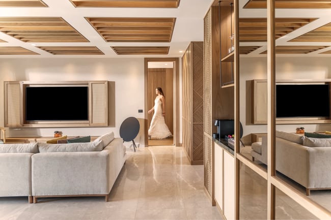 ACCOMODATION