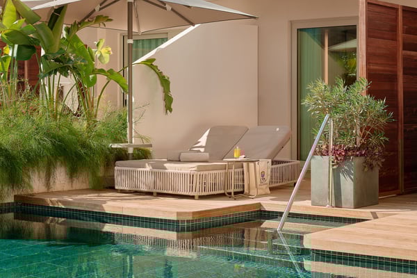 Lara Barut CollectionGaleri