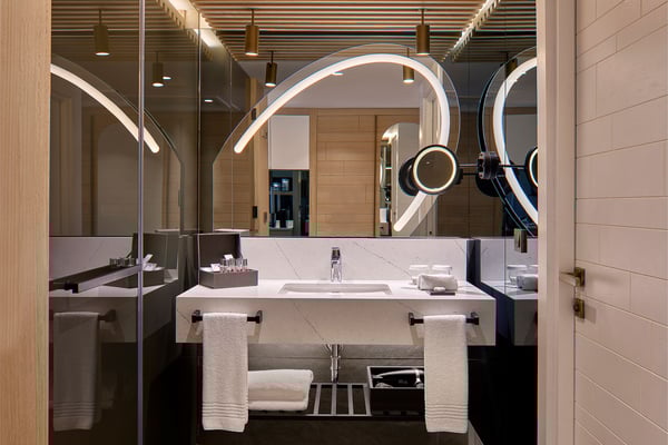 Lara Barut CollectionGaleri