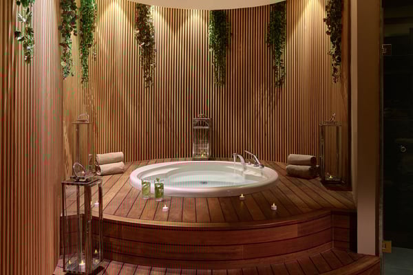 Lara Barut CollectionGallery