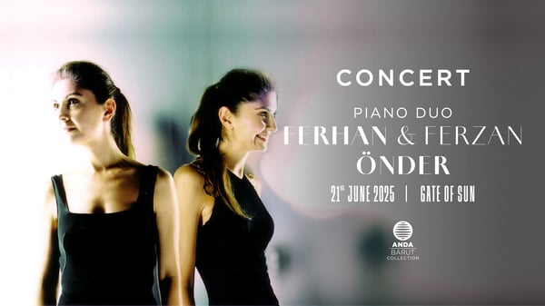 Ferhan & Ferzan Önder на сцене Anda Barut Collection Gate of Sun 21 июня