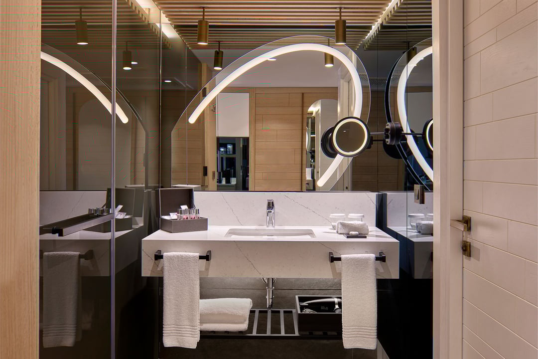 Deluxe Kısmi Deniz Manzaralı Oda