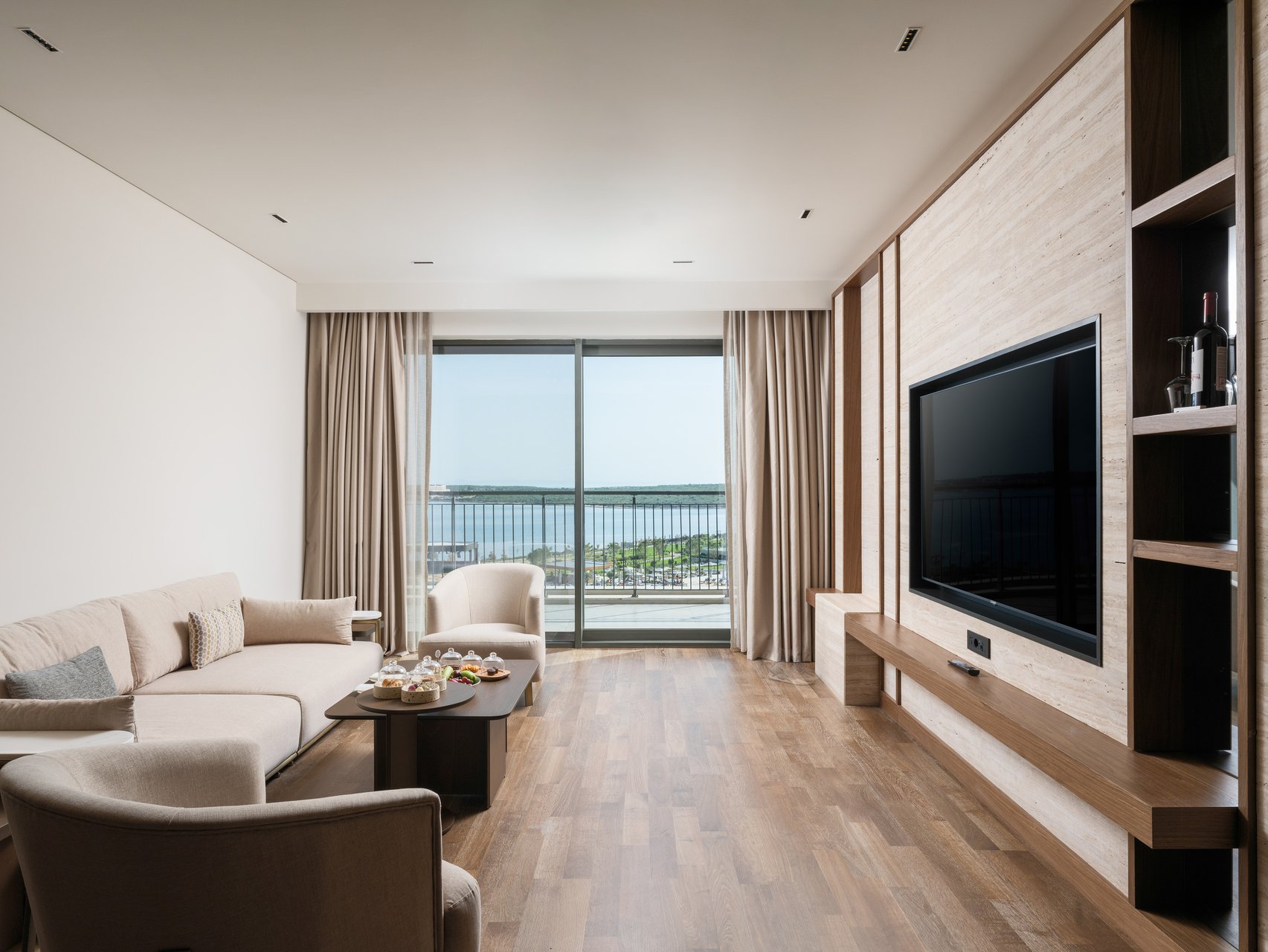 Presidential Suite with Two Bedrooms & Private Swimming Pool - Sea View