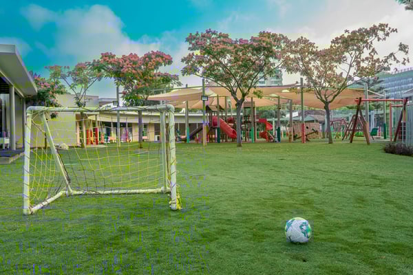 Lara Barut CollectionGallery