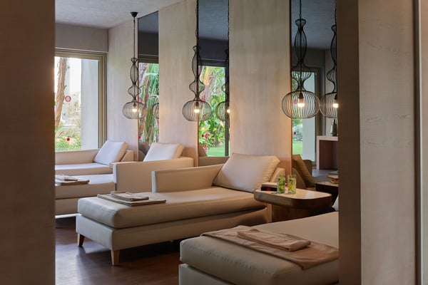 Lara Barut CollectionGallery