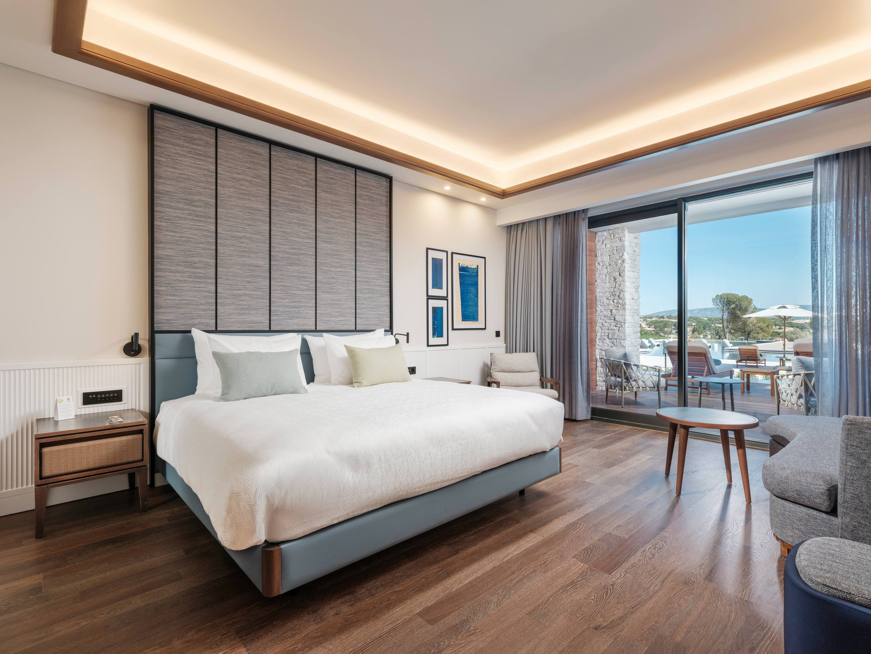 Deluxe Deniz Tarafı Swim-up Oda