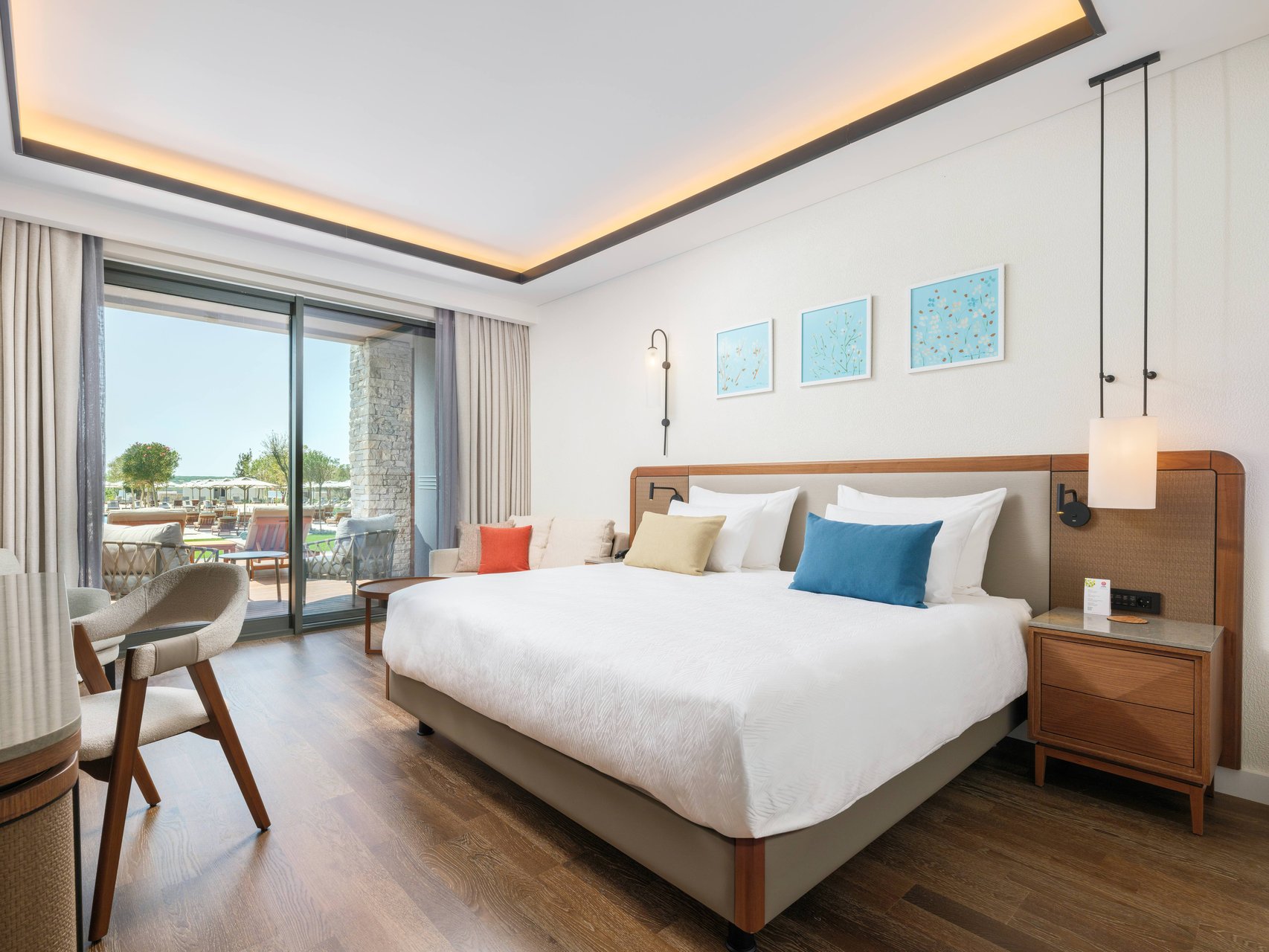 Deluxe Deniz Tarafı Swim-up Oda