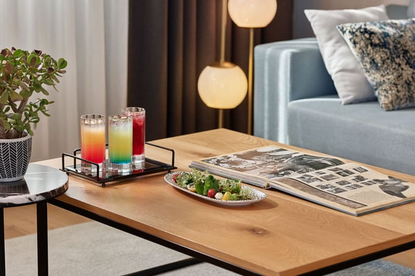 Lara Barut CollectionGaleri