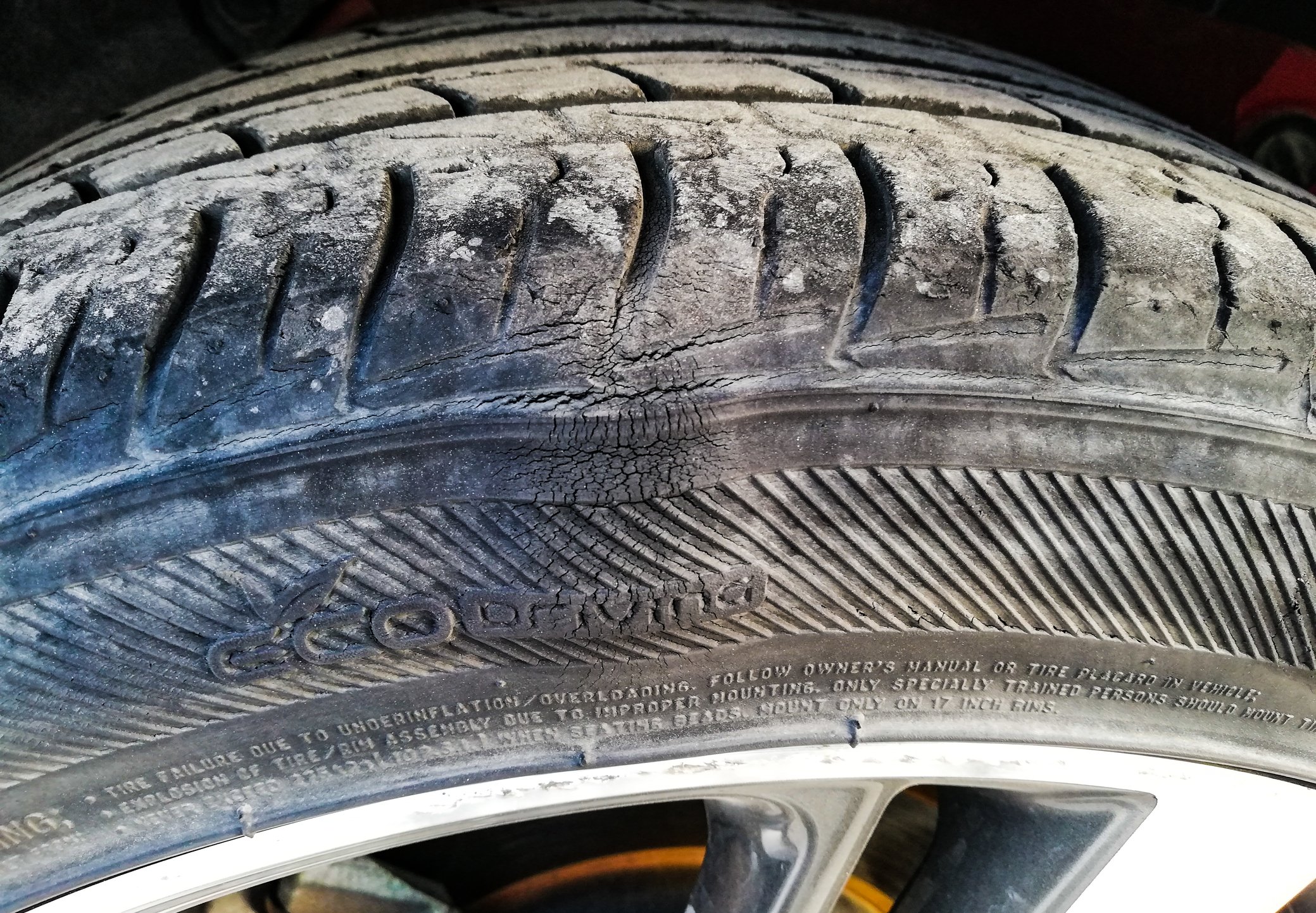 What Do Bubbles On Tires Mean? (Hint: IT’S BAD!)