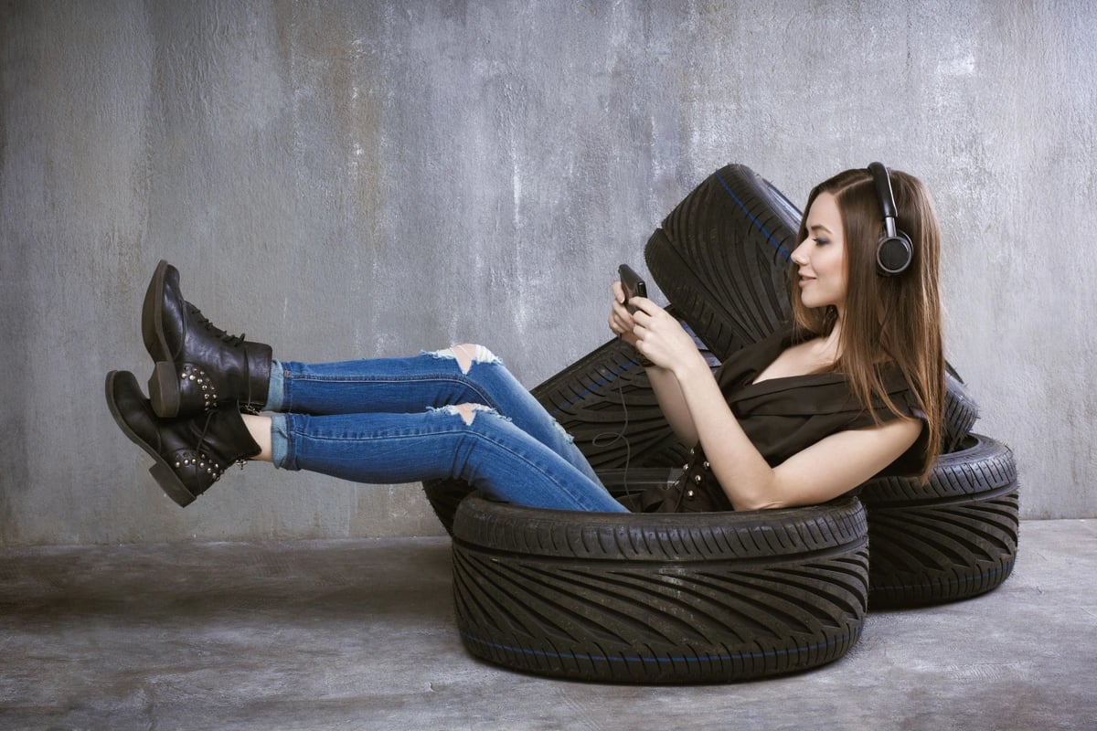 How to Buy Tires Online in 2026