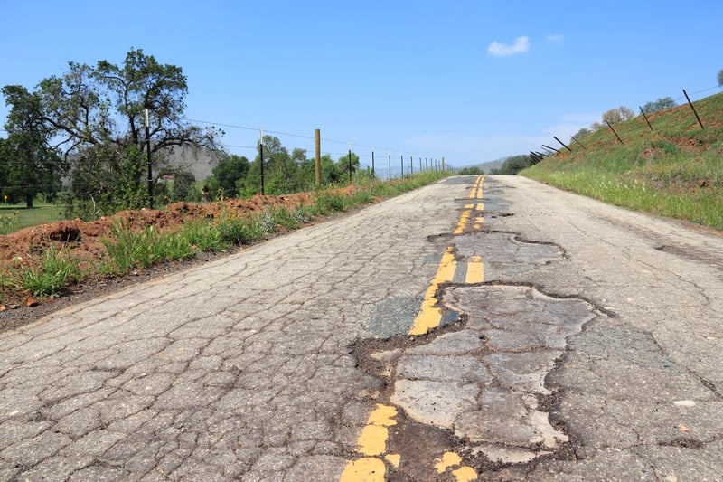 Top 5 States With The Worst Roads in the U.S. 