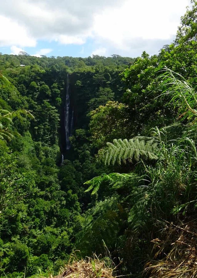 Papapapaital Falls, Samoa