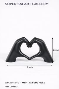 Hand Heart Sculpture (Black)