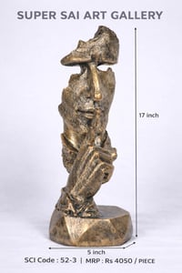 Super Sai Art Gallery Silent Face Sculpture